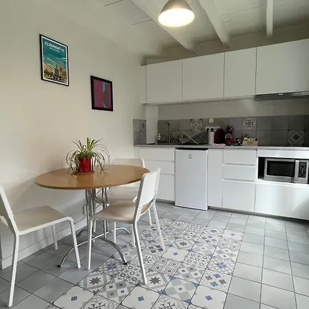 Сasa de vacaciones La Maisonnette De Julien - 3 étoiles Ceyrat